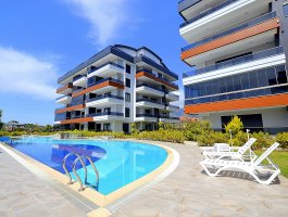 ALANYA OBA DA LÜKS SİTE İÇERİSİNDE 1+1 SATILIK DAİRE